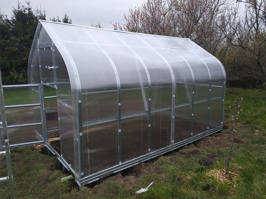 Montáže skleníkov