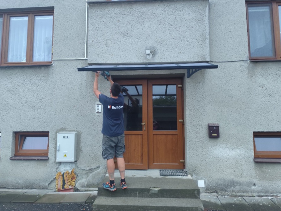 Montáže pergol, zimných záhrad a striešok