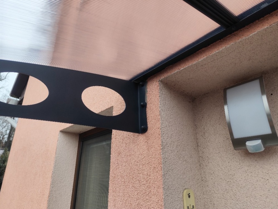 Montáže pergol, zimných záhrad a striešok