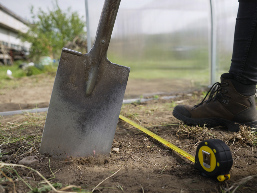 Krok za krokem: zapuštěná ulička