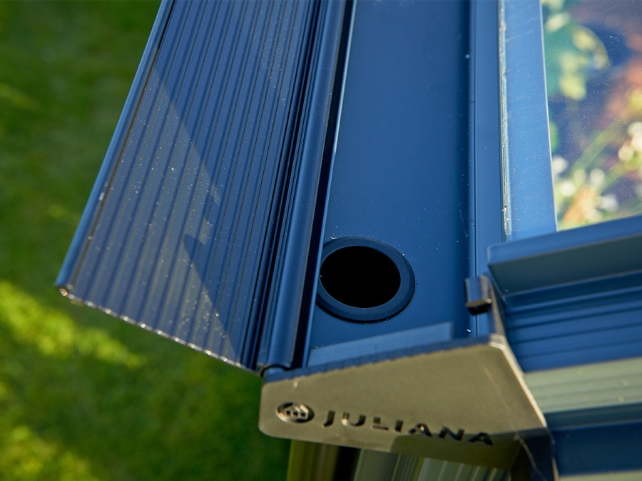 Klasický skleník na podmurovke Juliana Premium On-wall