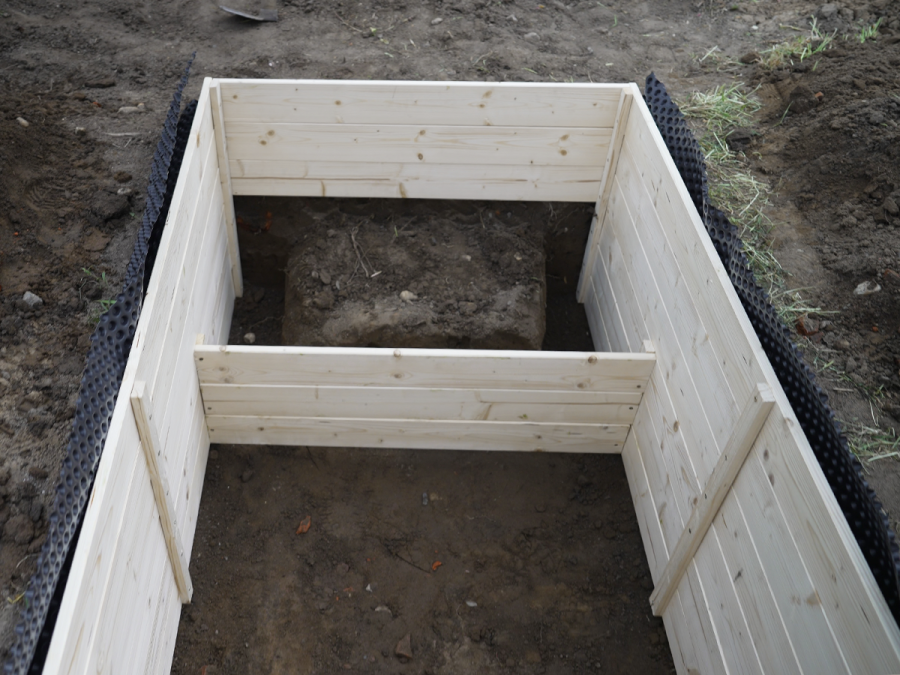 Krok za krokem: zapuštěná ulička