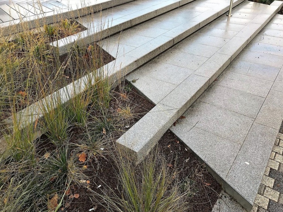 Neviditelný obrubník Scobax Silverline