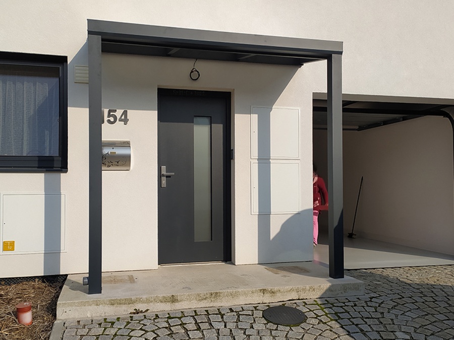 Montáže pergol, zimných záhrad a striešok