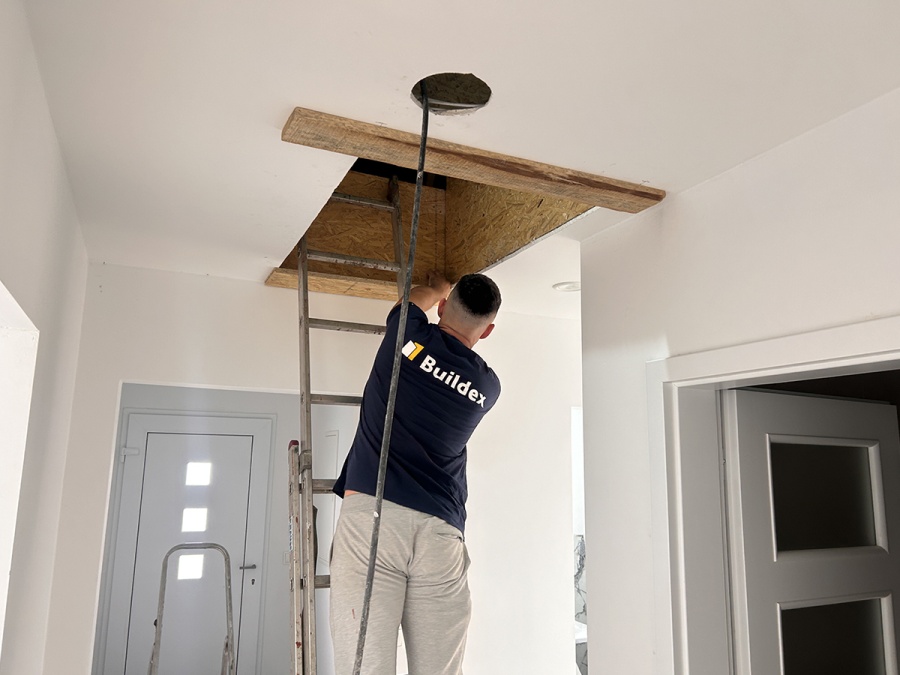 Montáže podkrovných schodov