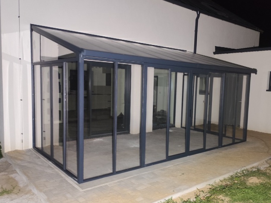 Montáže pergol, zimných záhrad a striešok