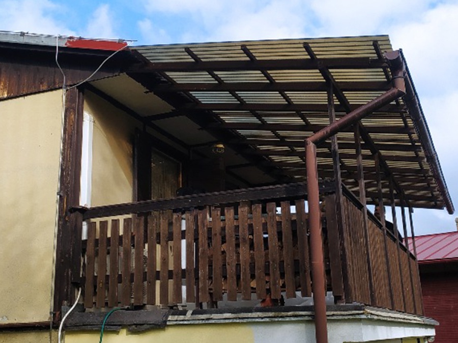 Montáže pergol, zimných záhrad a striešok