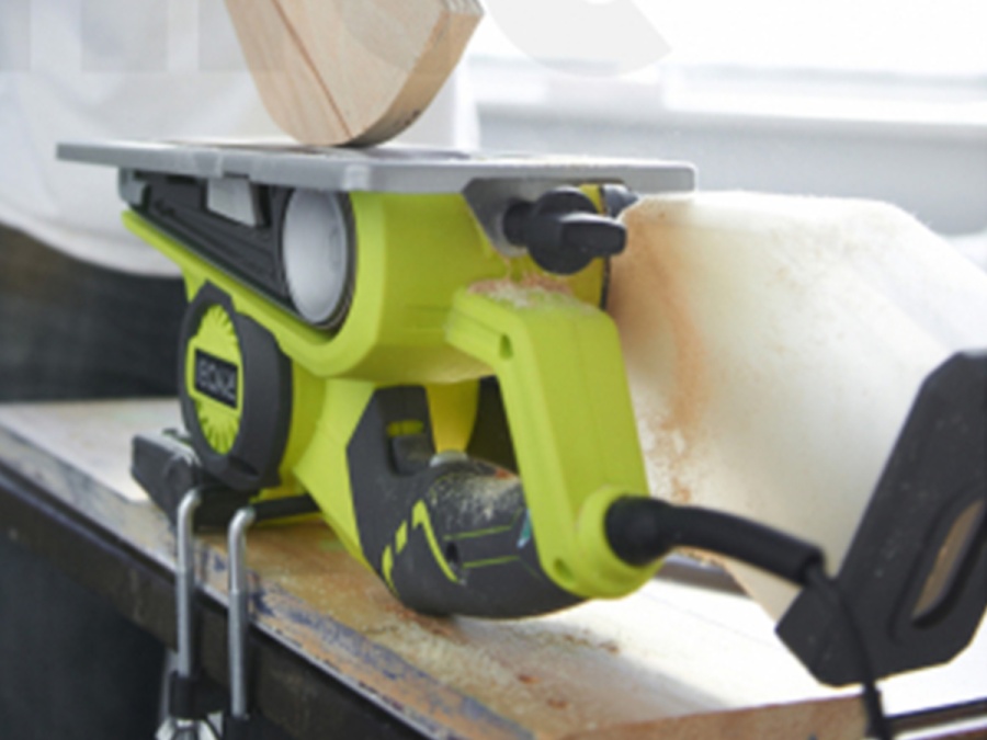 Pásová bruska Ryobi EBS 800