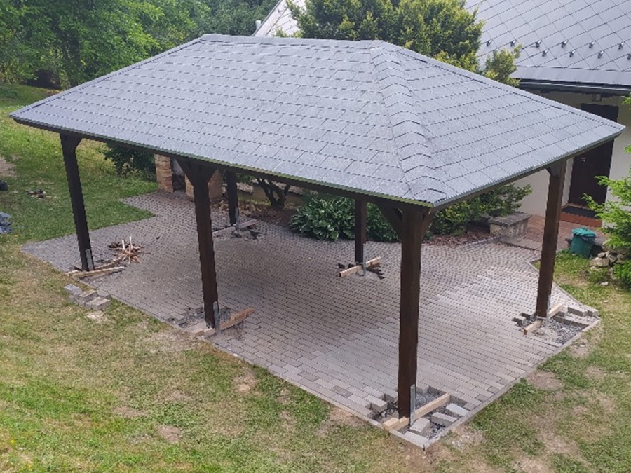 Montáže pergol, zimných záhrad a striešok