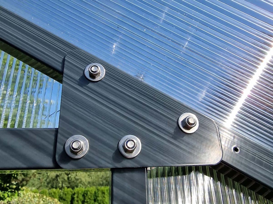 Skleník z polykarbonátu Scobax Drop