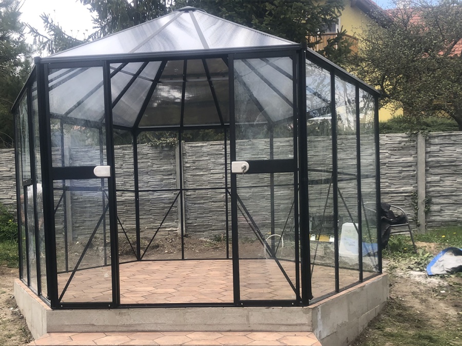 Montáže skleníkov