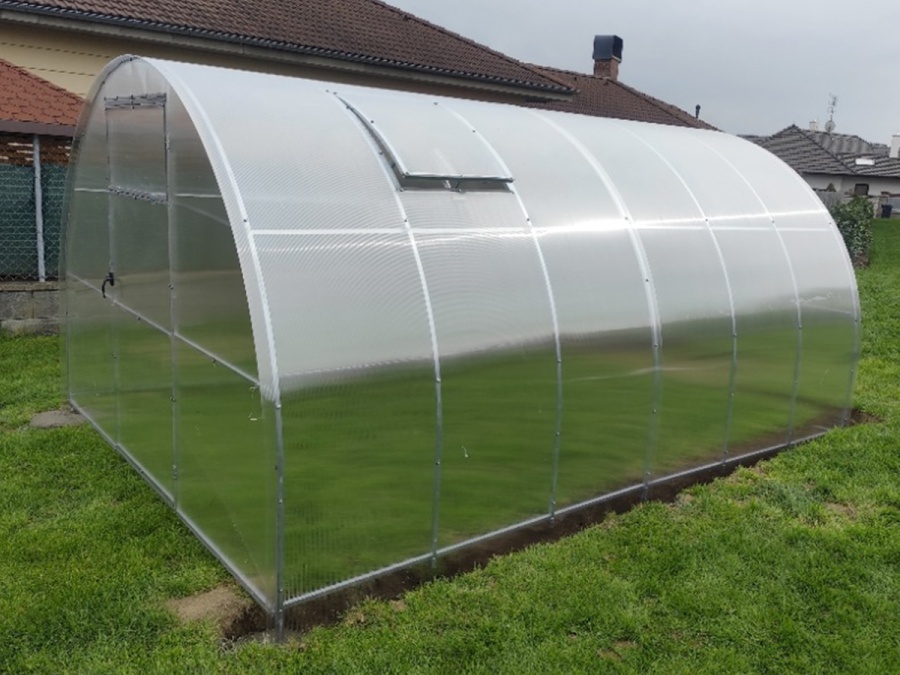 Montáže skleníkov