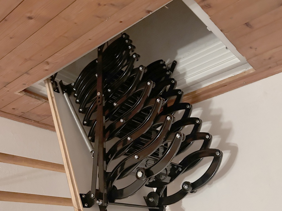 Montáže půdních schodů