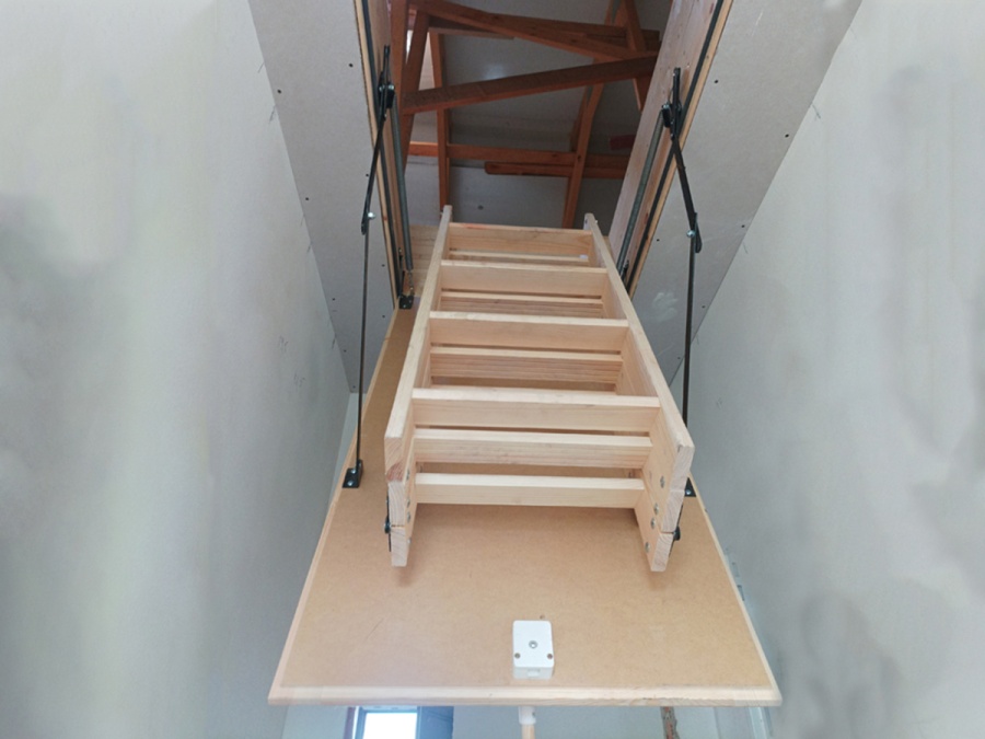 Montáže půdních schodů