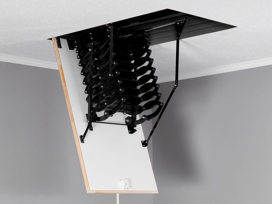 Pôdne schody Oman Flex Termo Metal Box