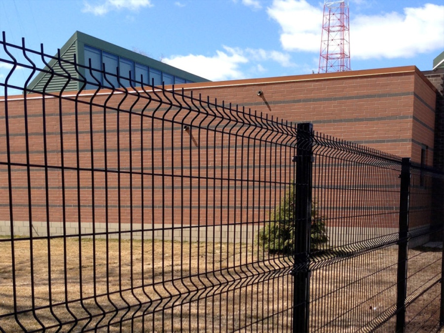 Jak vybrat plot - typy a jejich výhody a nevýhody