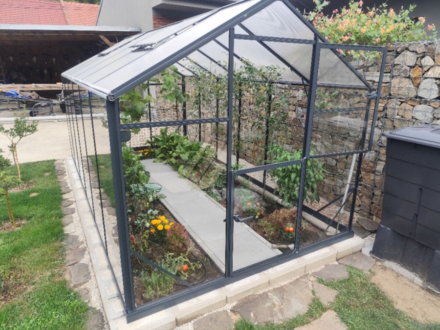 Montáže skleníkov